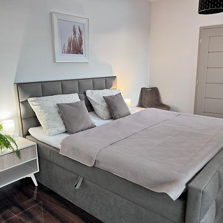 Apartments Sered Sered' Εξωτερικό φωτογραφία